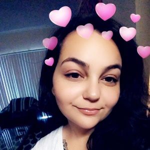 Meet your Posher, Naomi